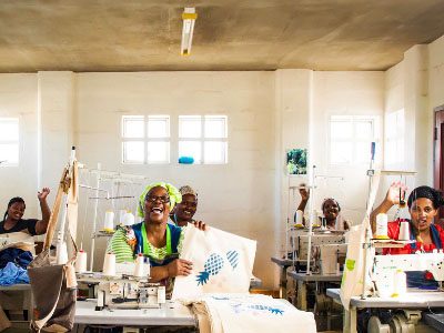 Sewing in the workshop, Nombuzo Feni, Vathiswa Mphhathi, Miriam Bhomela of Township Patterns